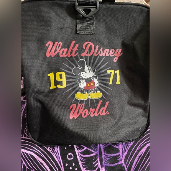 EUC Disney Parks Walt Disney World Mickey 1971 Vintage Red and Black Duffel Bag - Picture 6 of 9